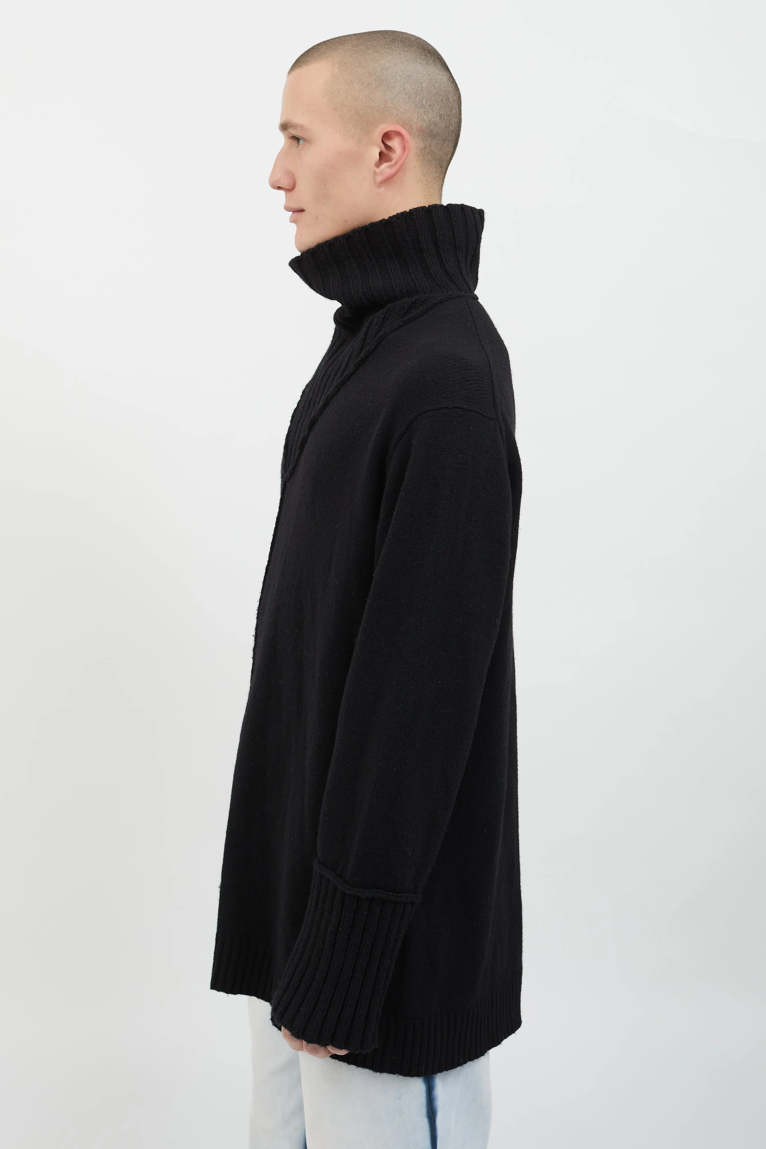 Black Wool Knit Ribbed Turtleneck Sweater