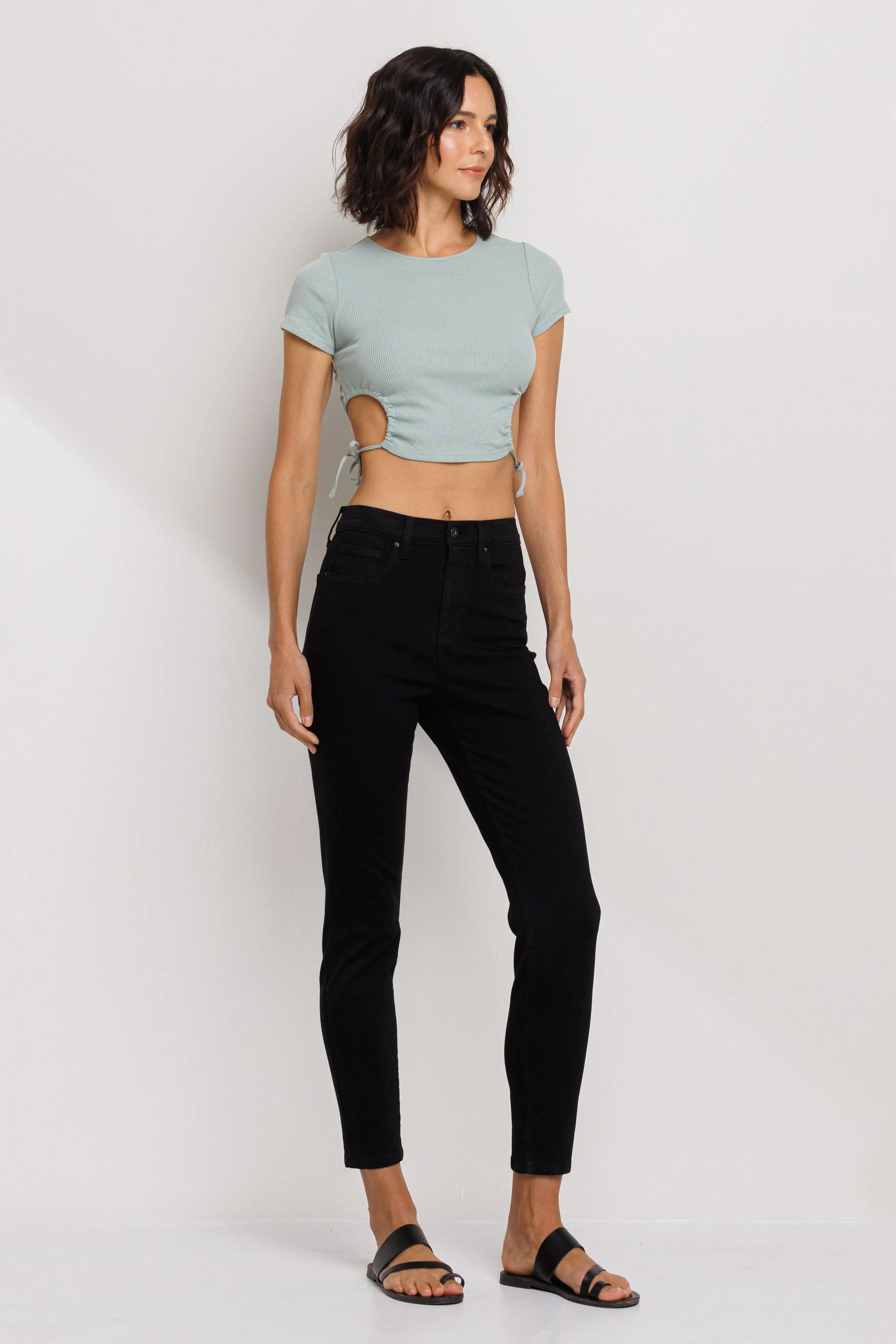CORA JEANS (SIZE 26 & 27 AVAILABLE)