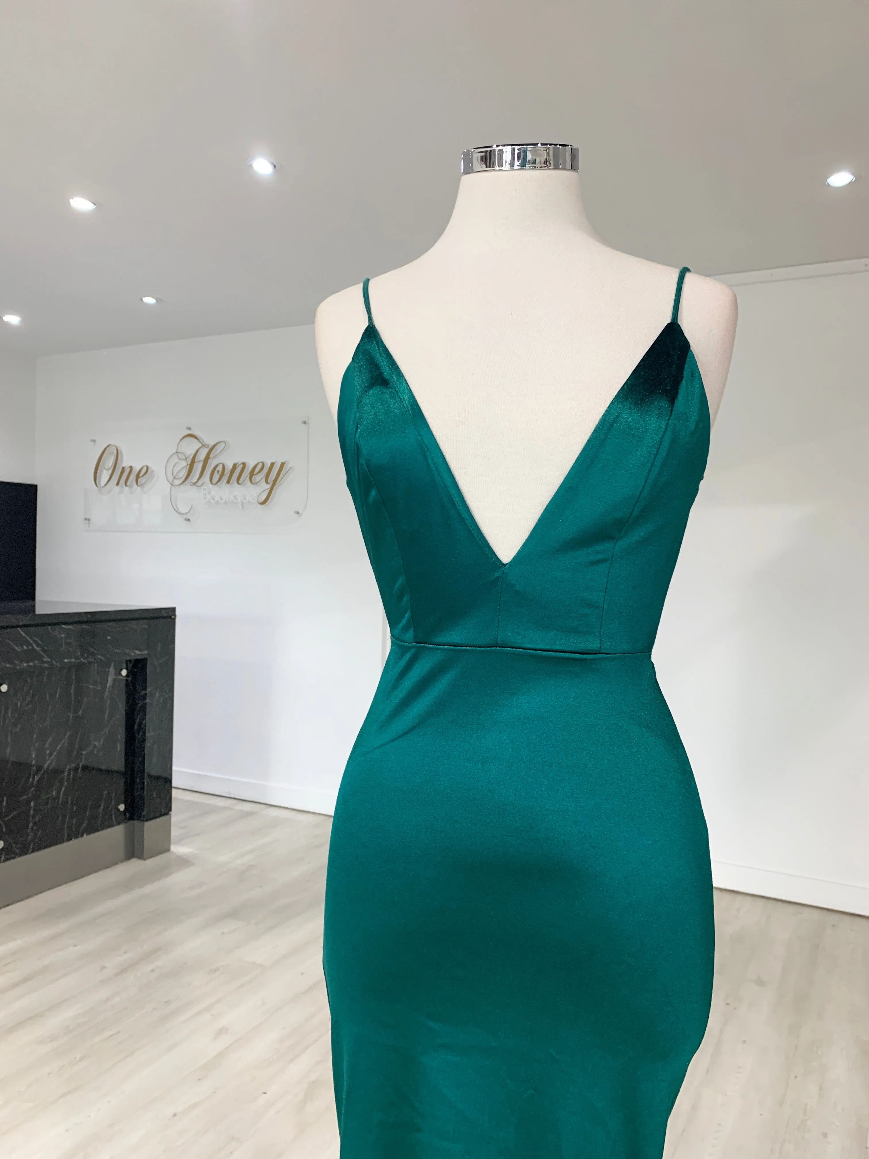 Honey Couture MILEE Low Back Mermaid Evening Gown Dress