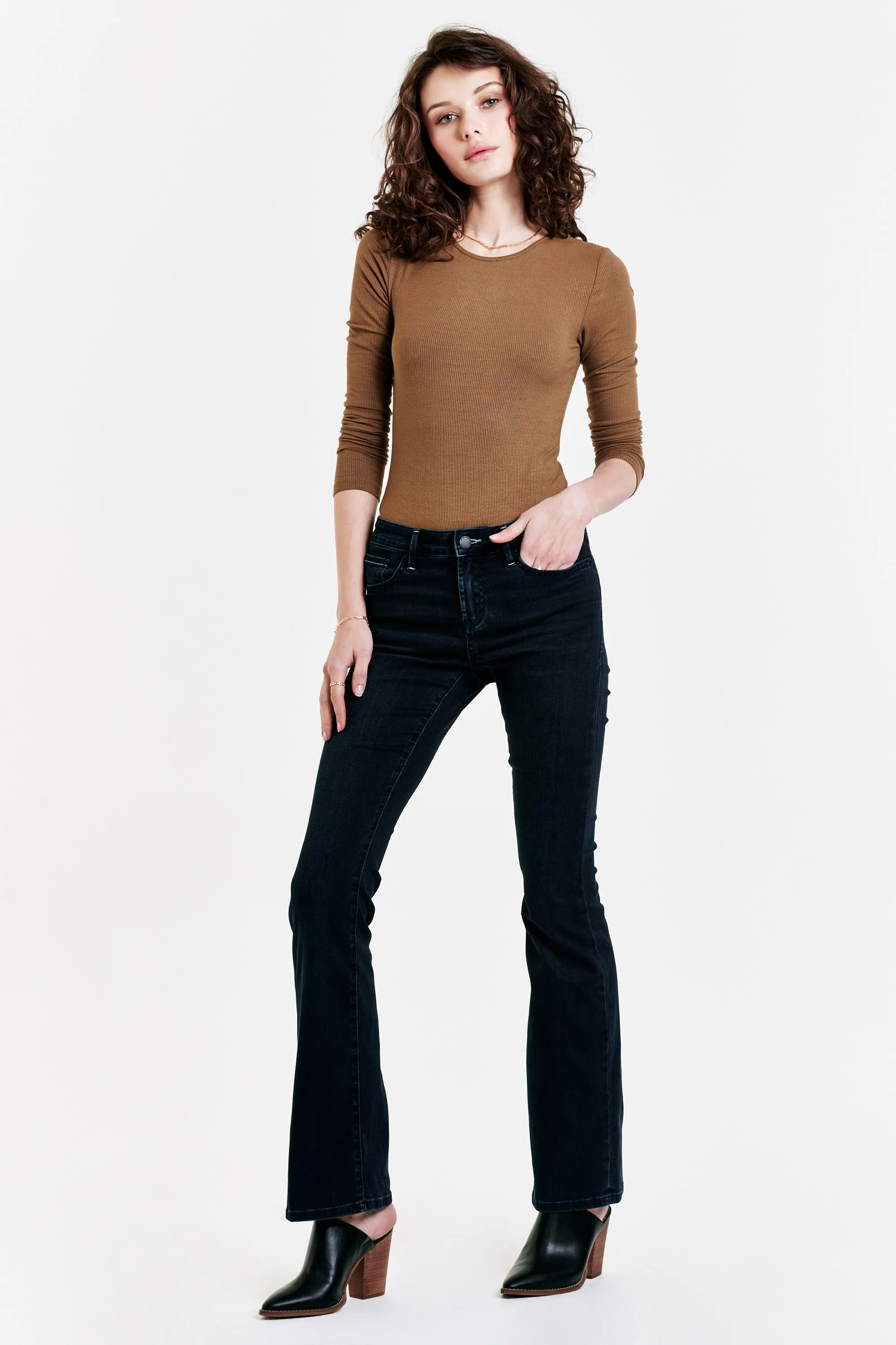 JAXTYN HIGH RISE BOOTCUT JEANS ROSELLE
