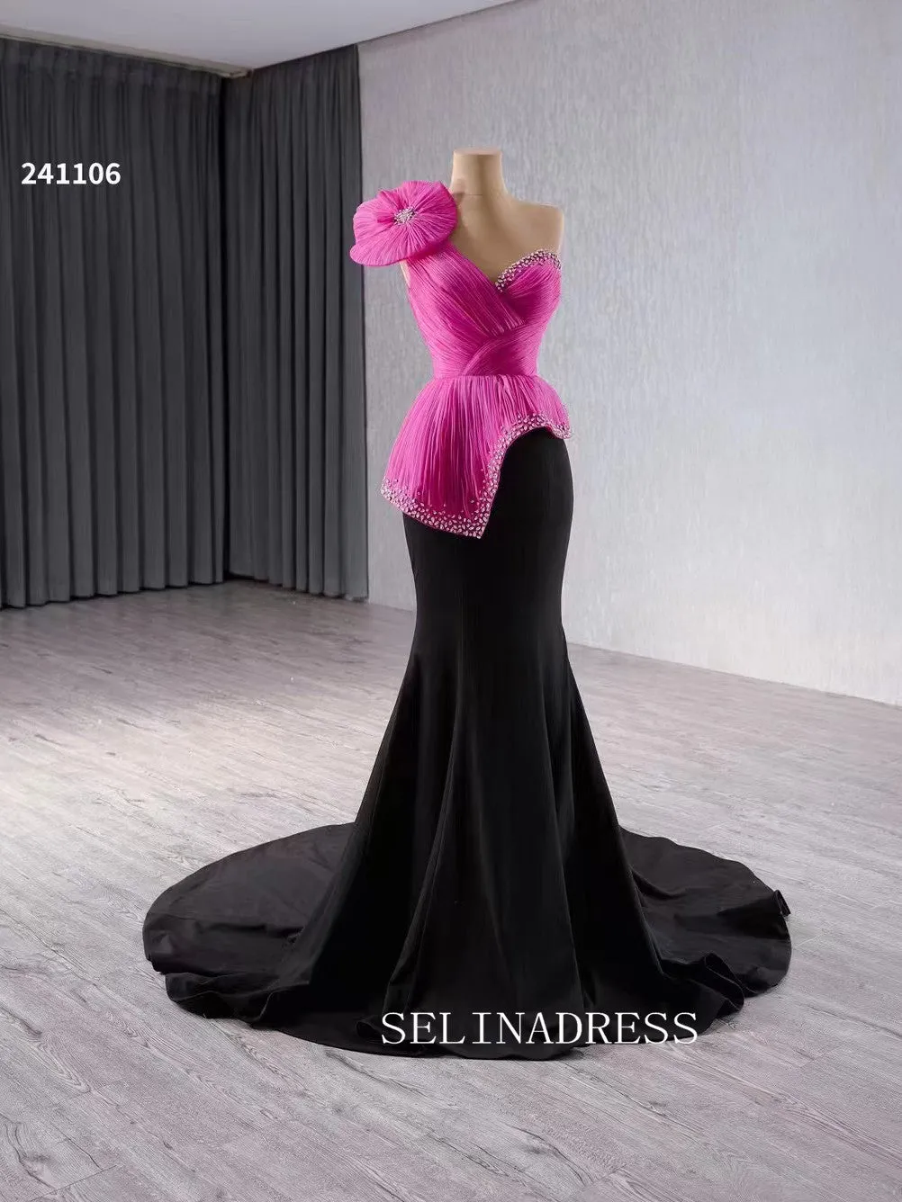 luxury Mermaid One Shoulder Black Wedding Dresses Beaded Formal Gown 241106